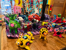 Load image into Gallery viewer, Animal Bobble Heads
