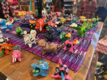 Load image into Gallery viewer, Animal Bobble Heads