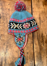 Load image into Gallery viewer, BEANIE - Blossom Beanie - 2 Colors