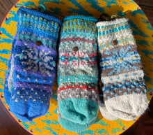 Load image into Gallery viewer, GLOVES- Snowflake Sky Gloves - 3 Colors