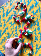 Load image into Gallery viewer, GARLAND - Vertical Snowman W Bell