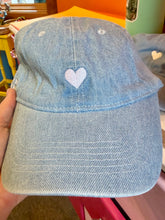 Load image into Gallery viewer, HAT - Heart Hat