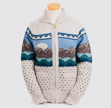 Load image into Gallery viewer, Merino Wool Mountain Sweater