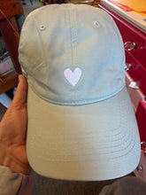 Load image into Gallery viewer, HAT - Heart Hat