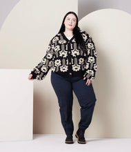 Load image into Gallery viewer, SWEATER - Mars Sweater Black