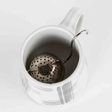 Load image into Gallery viewer, TEA - Standing Cat Tea Ball Infuser