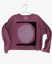 Load image into Gallery viewer, T-SHIRT- Long Sleeve Heavyweight Momentum Crop Tee