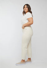 Load image into Gallery viewer, JEANS - Aberdeen Ankle Crop High Rise Jean