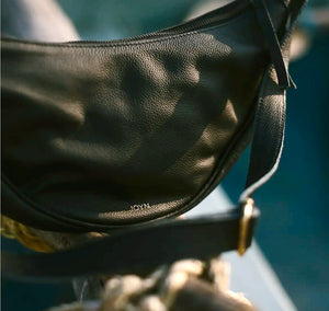SLING - Moon Sling Leather Bag Black