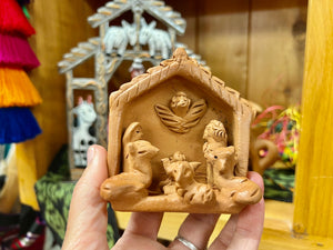 NATIVITY - Manger Nativity