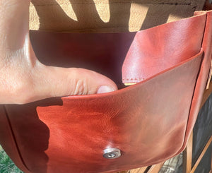 LEATHER PURSE - Chichi Teardrop Purse