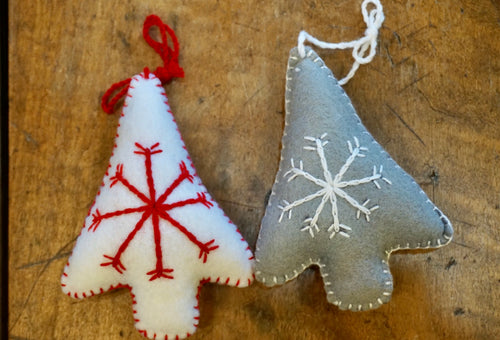 ORNAMENT - Embroidered Christmas Tree Snowflake