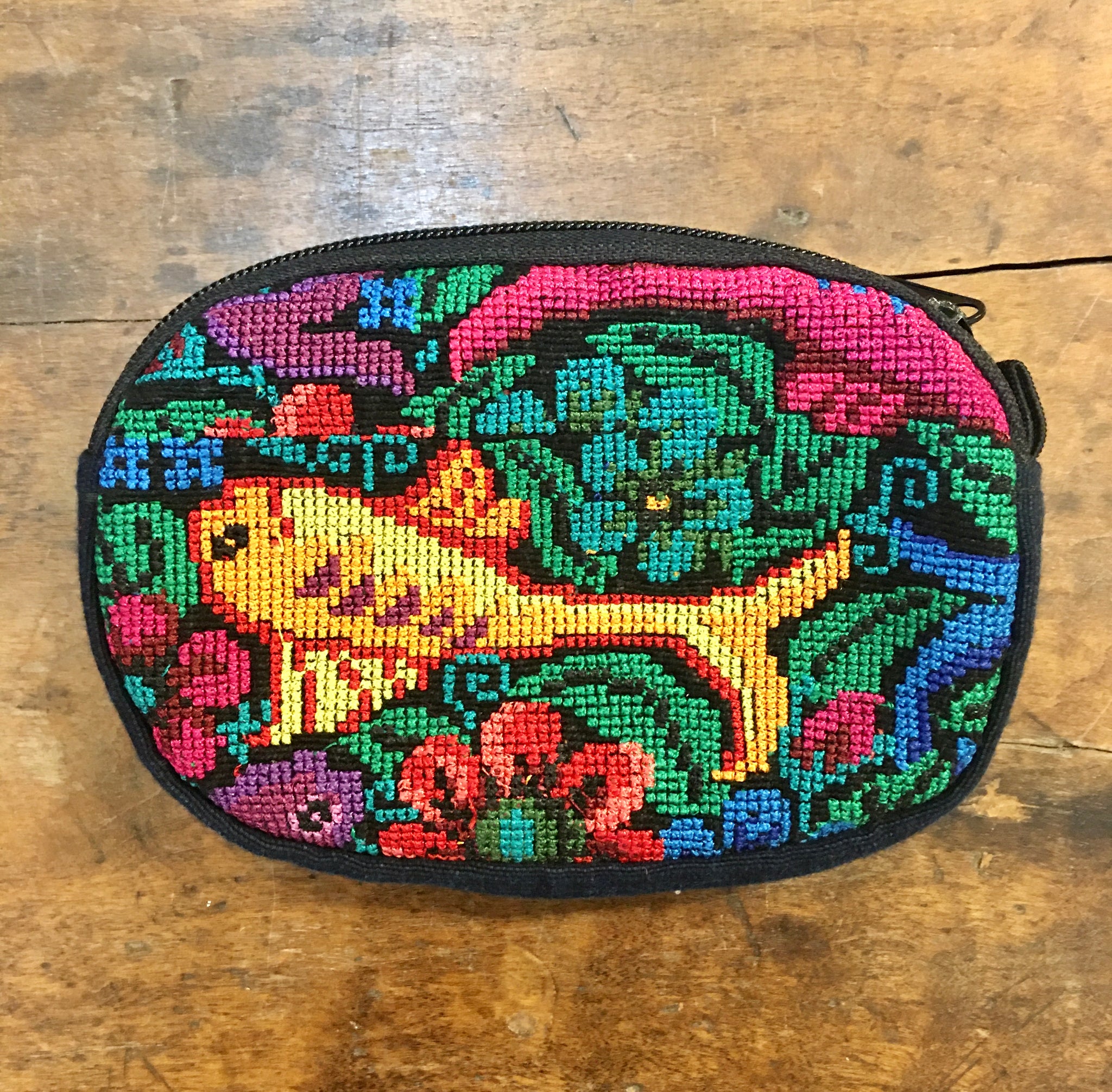 Guatemalan handcrafted needlepoint purses with zipper and exterior zip –  Del Sol/Off Fourth